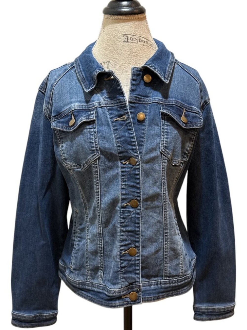 Westport Sz L Blue Denim 4-Pocket Long Sleeve Stretch Button-Up Jean Jacket